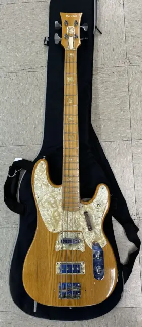 Geb-750 Ampeg 1970s Geb 750 Big Stud Bass With Gig Bag