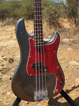 Avp4 Av Basses