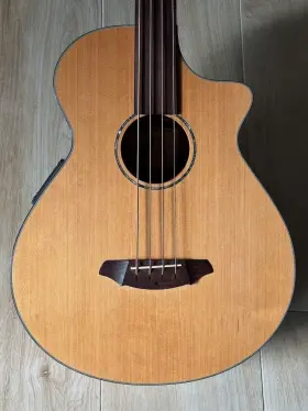 Cm4-fl Breedlove 2007 Abj25/cm4-fl Fretless Acoustic Electric Bass With Fabulous Quality