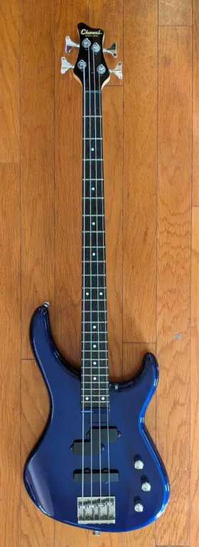 Em-3b Charvel Bass 1980s Japan - Blue