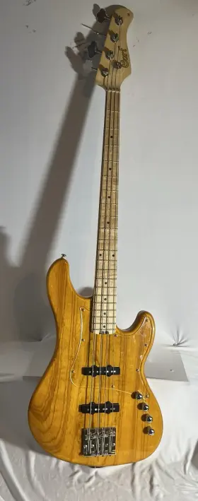 Gb74jj Cort Electric Bass Guitar Swamp Ash Body And Hard Maple Neck