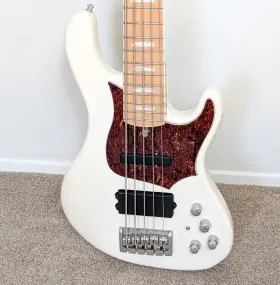 Gb75-wbl Cort Gb75 5-string Bass With Gig Bag - Upgraded Lakland Usa Jazz / Mm Pickups