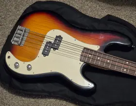 Elb01 Crate 2000s Electra Precision P-bass 2 Tone Sunburst Guitar With Gig Bag Exc