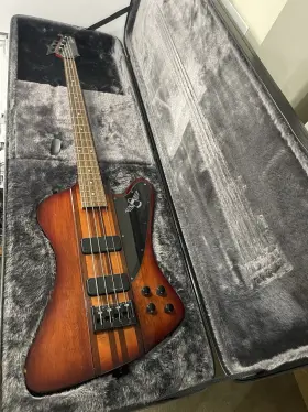Pro4 Epiphone T-bird Pro 4 Bass Gloss Finish Rare With Hard Case And Strap
