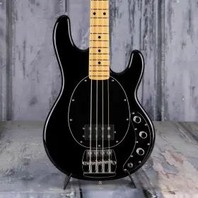 Ft70s Ernie Ball 749699120667 Music Man Retro Stingray Bass Black