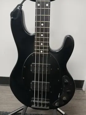 B07005175 Ernie Ball 749699401100 Music Man Stingray Bass