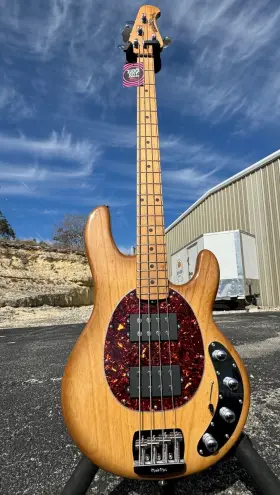 Ernie Ball Music Man 313107610660 Stingray Special 4 String Bass Guitar With Mono Case Hot Honey
