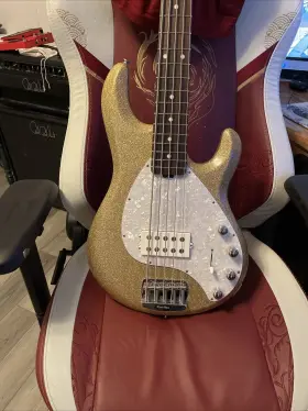 Ernie Ball Music Man 749699122449 Stingray Special H Genius Gold 5-string Bass Barelt Used