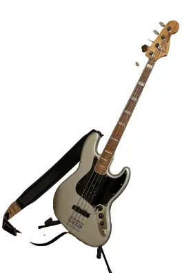 0132000300 Fender Classic Ft70s Jazz Electric Bass Guitar