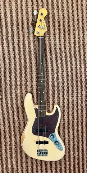 0141020356 Fender Inch Flea Signature Jazz Bass Road Worn Shell Pink Model #