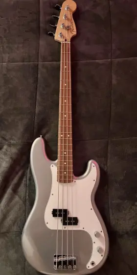 0149803581 Fender Player Precision Bass With Pau Ferro Fretboard 2022 Silver