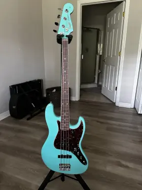 0190170849 Fender American Vintage Ii 1966 Jazz Bass Seafoam Green
