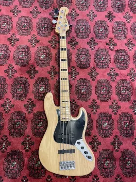 0194692721 Fender American Deluxe Jazz Bass V 5-string Natural Finish Ash Maple Fingerboard