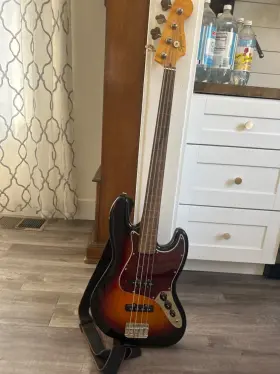 374530500 Fender Classic Vibe Ft60s Jazz Bass Electric Guitar - 3-color Sunburst