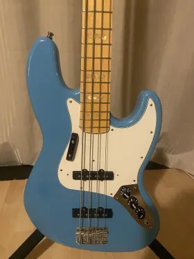 5642102383 Fender Made In Japan Limited International Color Jazz Bass 4-string Maui Blue