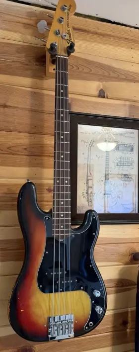 Fender 62630 Precision Bass 4-string Right-handed 1975 Sunburst Solid Body