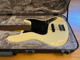 Fender 885978579976 American Professional Ii Jazz Bass - Olympic White Rosewood Fretless