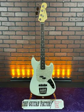 Amperfmustangbass-0827-u Fender 2018 American Performer Mustang Bass Rosewood Fingerboard Arctic Whi