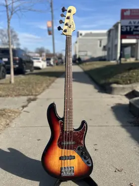 Dz7283667 Fender American Deluxe Jazz Bass