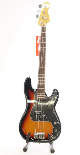 Fen0140470500 Fender Player Ii Precision Bass Rosewood Fingerboard 3-color Sunburst