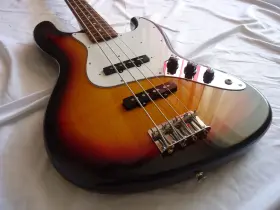 T743 Fender Japan 2007-2010 J-craft Jb Standard Jazz Bass Sunburst