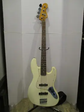 Mz1111492 Fender Standard Jazz Bass Mim 2001 4-string Guitar Arctic White