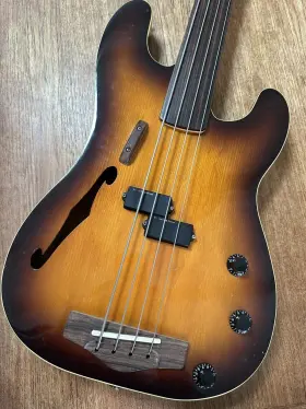 Pbac100fl Fender Pbac100 Fretless Semi-hollow Precision Bass - Mij Rare First Year Limited