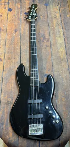 Pr-839 Fender Squier Precision 4-string Black Electric Bass Guitar Pr 839