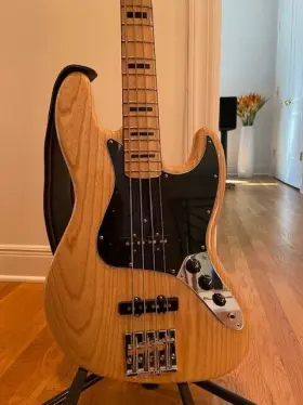 Z8132393 Fender Greg Silver Estate - Electric Jazz Bass Guitar For Sale