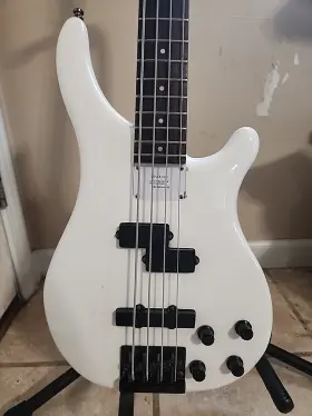 Frb-65 Fernandes Medium Scale Active Pj Bass Basswood Body Maple Neck Used