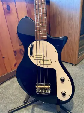 Me-114 First Act Me114 Electric Bass Guitar Modified Full Scale