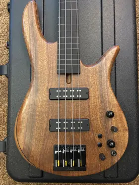 Fodera 690266015100 2025 Monarch 4 Standard Lined Fretless Bass Guitar Figured Walnut