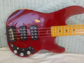 L2000-clf-jtb G&l Vintage 1985 L-2000 Maple Fingerboard Electric Bass Candy Apple Red