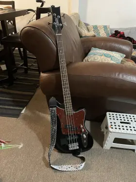 G45000204 Glarry Gib Bass Guitar 4 String Red Pearl Guard With 20w Amplifier Black