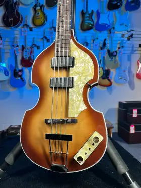 1-61-0 H Fner Hofner H500/1-61-0 2025 - Sunburst Beatles Cavern Bass With Case 019