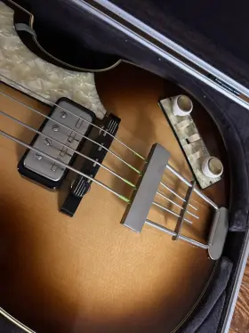 F12221 H Fner Hofner 5000/1 Deluxe Bass Guitar V62