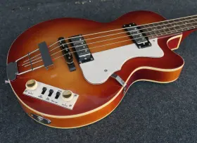 Hi-500 H Fner Hi-500/2-sb Hofner Club Bass New Model With Zero Fret 500/2 Tailpiece Tea Cups