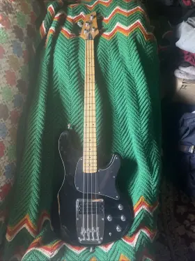 Atk300 Ibanez Vintage 1990s Bass With Strap Locks. Killer Bass. Read