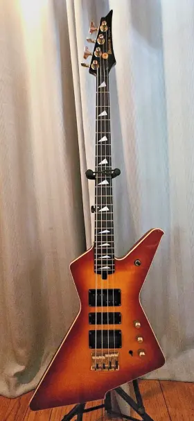 D846136 Ibanez 1984 Dt-870 Bass Guitar Cherry Sunburst
