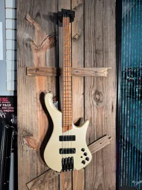 Ebh1000pwm Ibanez 2023 Headless 4-string Electric Bass Pearl White Matte