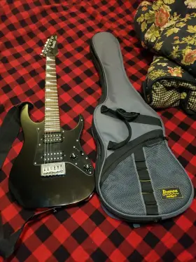 Ibanez Gsr206bk Gio Mikro 6-string Guitar Black With Case 427
