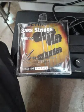 Sb1102990 Kona Guitars Eb606-5m Bass Guitar Strings