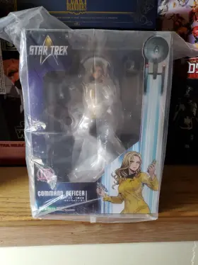 Kotobukiya 934054032204 Star Trek Bishoujo Command Officer 1/7 Scale Pvc