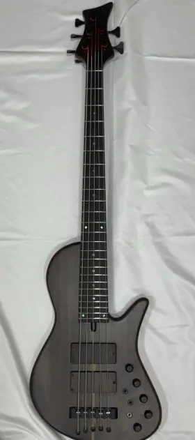 Maruszczyk 5a-24 Sputnik - Custom Shop Bass Guitar