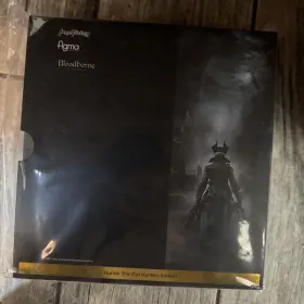 367-dx Max Factory Figma Hunter The Old Hunters Figure Bloodborne And Weapon Set