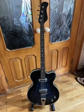 1655b Musima - Very Rare 4-string Electric Bass Guitar