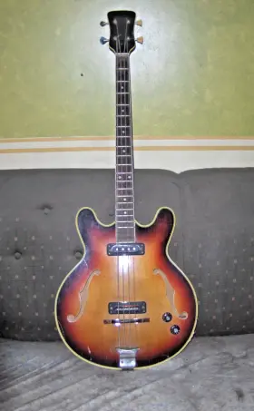 1657b Musima Vintage Bass Guitar - Project