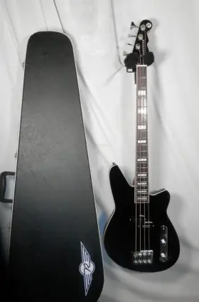 Reverend 810183038000 Sentinel Rw Midnight Black 30 Inch Scale Electric Bass With Hardshell Case