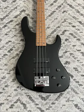 000598-25 Sadowsky Metroexpress 4-string Electric Bass Guitar Black With Gig Bag