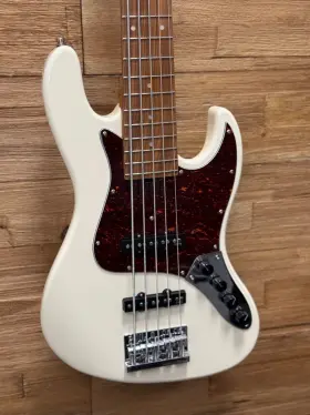 Sadowsky 033685197631 Metroexpress Vintage J/j 5- String Bass Olympic White With Gig Bag New